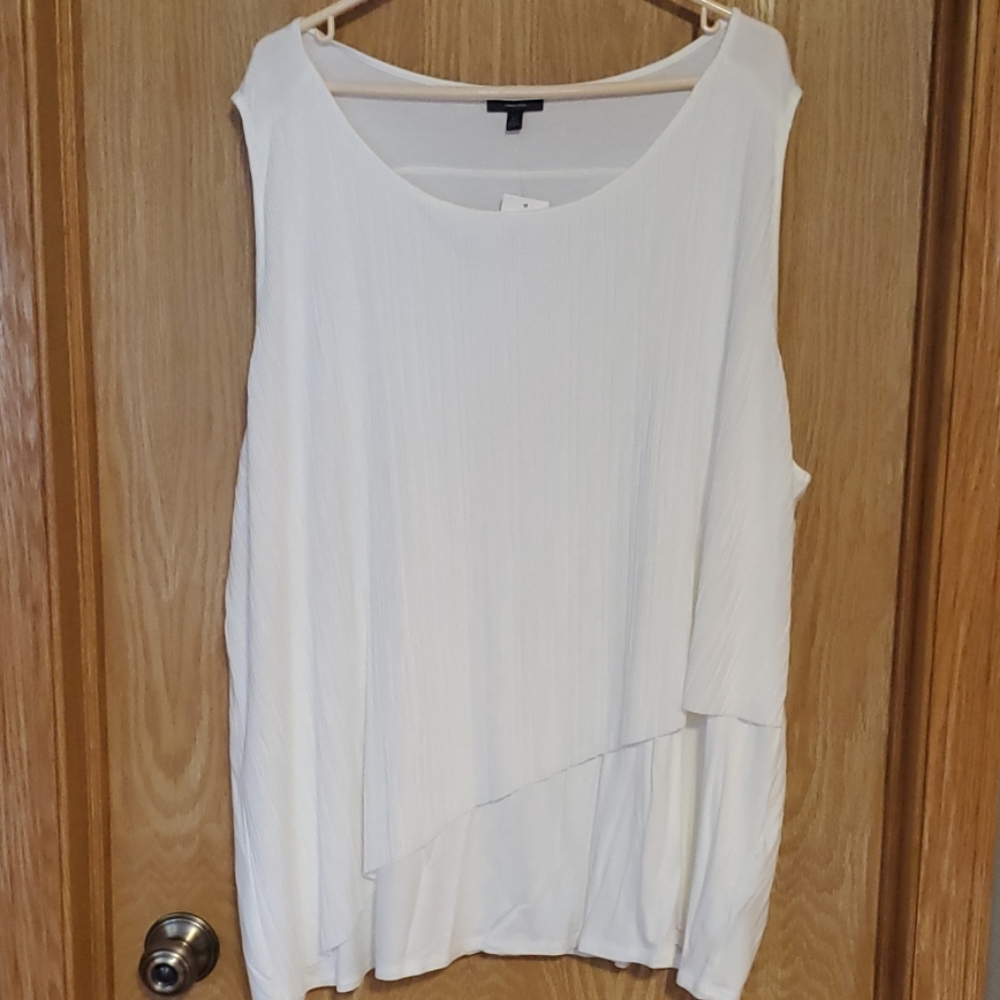 NWT sleeveless blouse